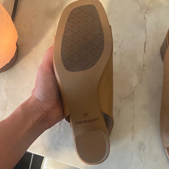 Johnston & Murphy Tan Leather Mules - Picture 3 of 4